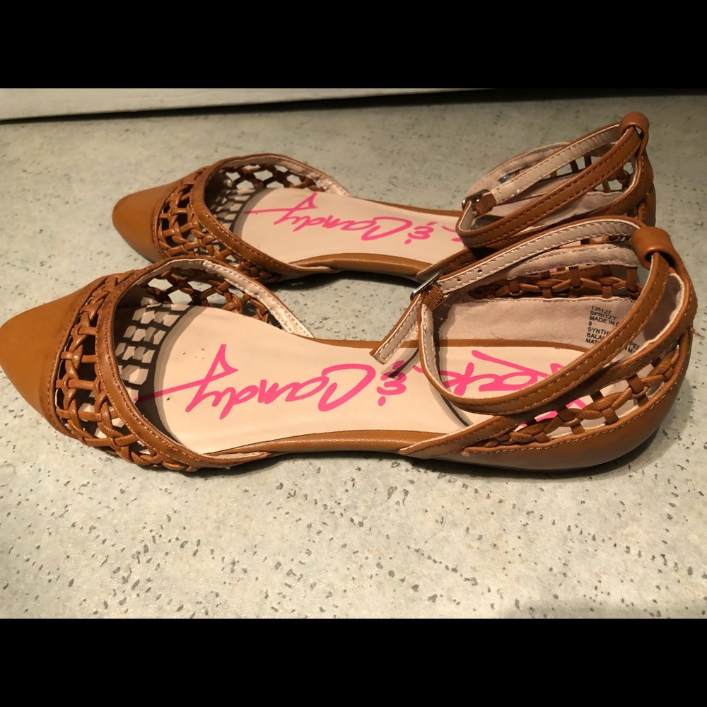 Pointed flats